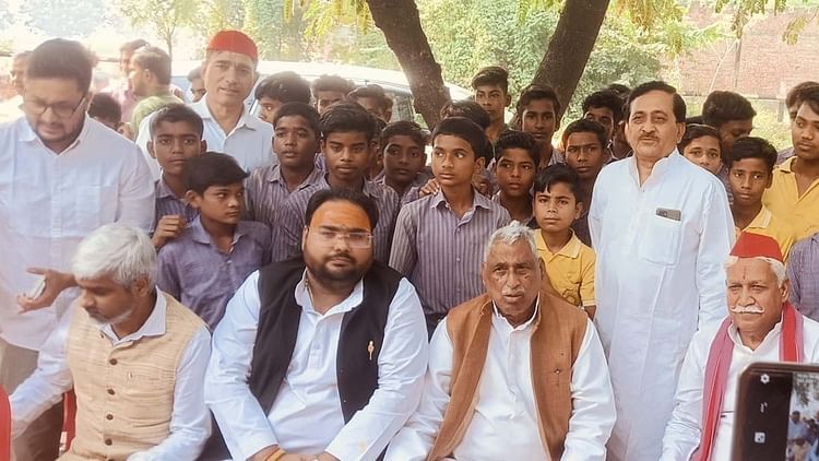 UP: माता प्रसाद पांडेय बोले- भाजपा में गुंडों का बोलबाला, महिलाएं सुरक्षित नहीं