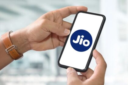 Jio यूजर्स सावधान, एक गलती से निकल जाएगी कॉल हिस्ट्री, खुल जाएगी पोल-पट्टी – India TV Hindi