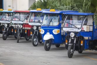 Lucknow: मनमाना किराया नहीं ले सकेंगे ई रिक्शा वाले, अब प्रति किलो मीटर ले सकेंगे इतने रुपये
