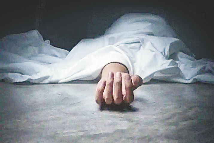 Aligarh Court: मुल्जिम गए स्वर्ग सिधार, अदालतों में लग रही हाजिर होने को पुकार