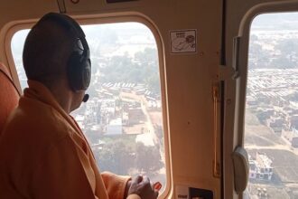 Mahakumbh : सीएम योगी आदित्यनाथ ने लिया महाकुंभ का हवाई सर्वेक्षण, सुरक्षा व्यवस्था का लिया जायजा