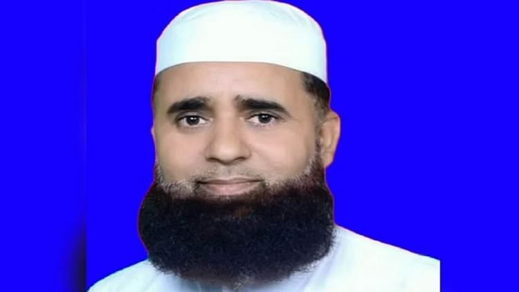 Bareilly News: महाकुंभ को लेकर विवादित टिप्पणी, पालिकाध्यक्ष आबिद अली के खिलाफ रिपोर्ट दर्ज
