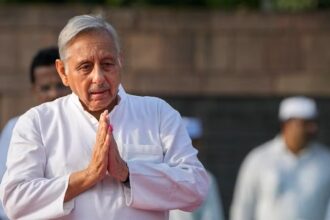 मणिशंकर अय्यर ने किससे कहा- मैं तिहाड़ में आपके साथ एक कोठरी में नहीं रहना चाहता  – India TV Hindi