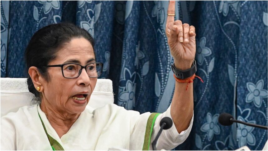 महाकुंभ को लेकर CM ममता बनर्जी का विवादित बयान, बोलीं- ‘ये मृत्यु कुंभ है’ – India TV Hindi