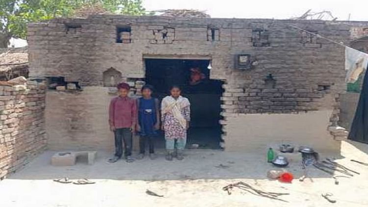 UP News: तीन साल पहले मां-बाप की मौत, दादी भी चल बसीं, घर में नहीं है राशन… तीन बच्चों की ईद फीकी