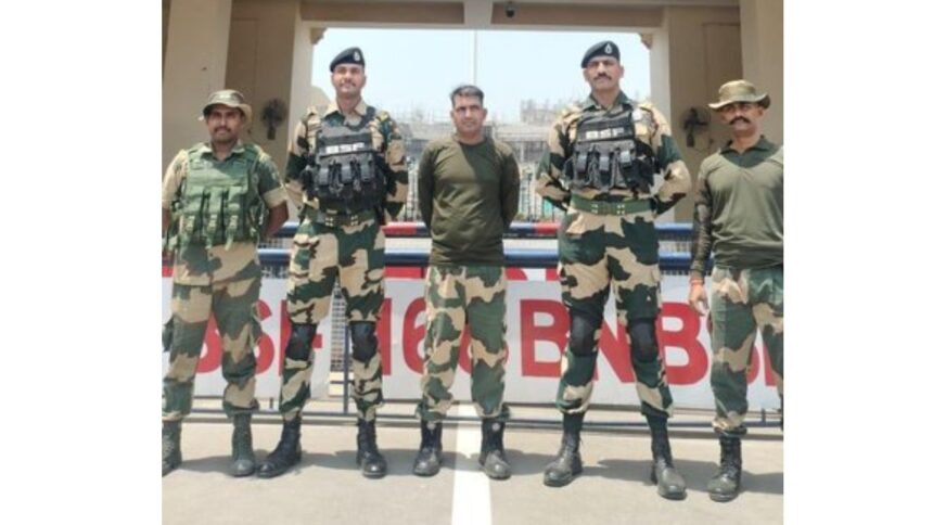 पाकिस्तान से वापस आया भारत का BSF जवान पूर्णम कुमार साहू, 20 दिन बाद हुई वापसी