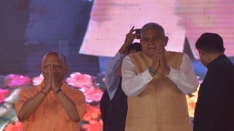 UP: महापुरुषों की बिसात पर जाति और धर्म की सियासी चाल, इस तरह सपा के पीडीए को कुंद करने की तैयारी