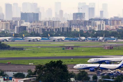 भारत और चीन के बीच फिर से डायरेक्ट फ्लाइट सर्विसेज होंगी बहाल, MEA ने दी जानकारी