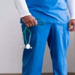 Lucknow News: रेजिडेंट डॉक्टर से छेड़छाड़ के मामले में प्रोफेसर की तैनाती बदली, भेजे गए मानसिक रोग विभाग