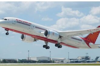 Air India: अमृतसर से बर्मिंघम जा रही एअर इंडिया की उड़ान की इमरजेंसी लैंडिंग, अचानक खुल गई विमान की RAT प्रणाली