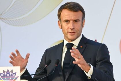France: आज नए प्रधानमंत्री की नियुक्ति करेंगे मैक्रों, बढ़ते राजनीतिक गतिरोध से निपटने की आखिरी कोशिश