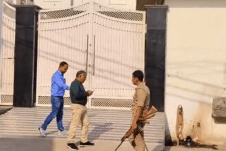 UP: मीट का कारोबार करने वाली इंडिया फ्रोजन फूड कंपनी के ठिकानों पर आयकर छापा, कई शहरों में छापेमारी