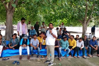 UP: 69000 शिक्षक भर्ती अभ्यर्थी नहीं मनाएंगे दिवाली, सरकार पर सुप्रीमकोर्ट में लचर पैरवी का लगाया आरोप