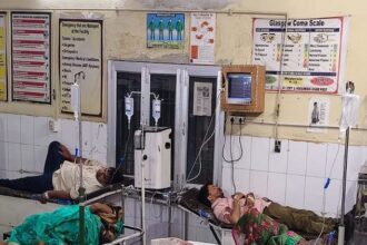 Aligarh Accident: रोडवेज बस की ट्रैक्टर ट्रॉली से भिड़ंत, ड्राइवर-कंडक्टर सहित 11 घायल, चार की हालत गंभीर