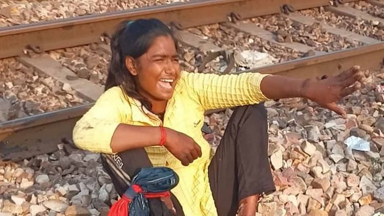 यह है पापा की प्यारी फूलमाला: एक पैर कटा, दूसरे पैर के 6 इंच के हिस्से में 31 जगह टूटी हड्डी, पर नहीं मुरझाई