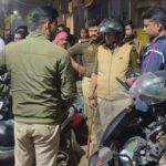 Varanasi News: पीआरवी सिपाहियों के साथ दबंगों ने की मारपीट, कंट्रोल रूम में शिकायत मिलने पर पहुंचे थे जवान