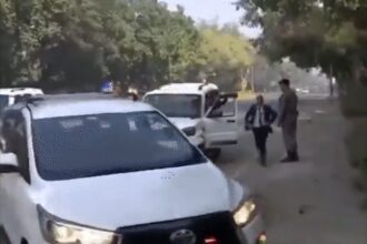 बिहार चुनाव में हार के बाद कांग्रेस की बड़ी बैठक:खरगे के आवास पर राहुल गांधी की मीटिंग, कांग्रेस ने जीती मात्र 6 सीटें