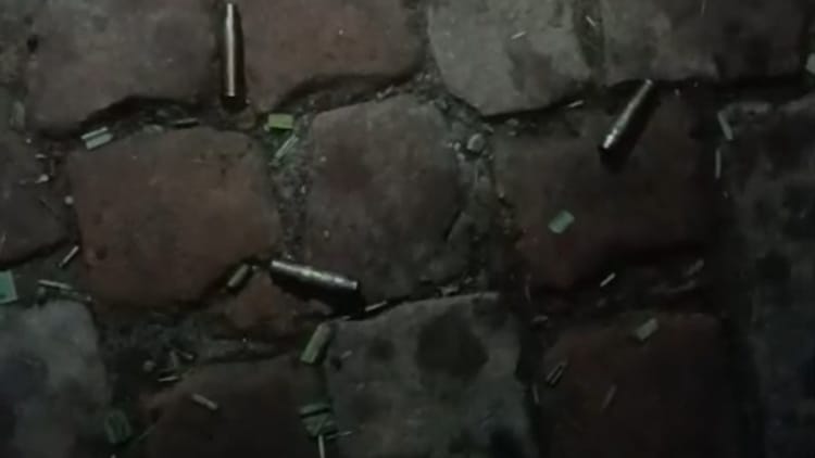 UP: पीलीभीत में पीड़िता के भाई की हत्या, छेड़खानी के आरोपियों ने घेरकर मारीं गोलियां; तीन पुलिसकर्मी निलंबित