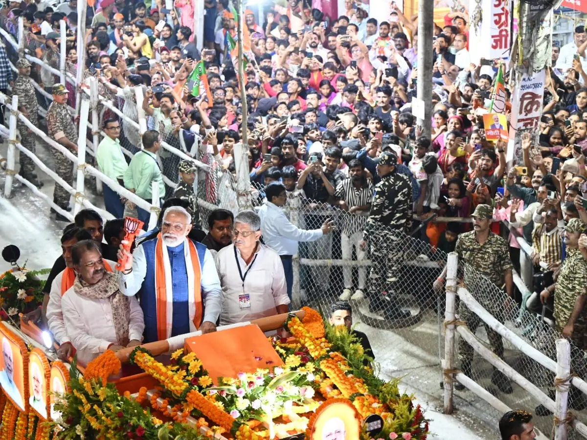 PM मोदी के रोड शो से नीतीश गायब—चिराग की सफाई पर सियासत गरम!