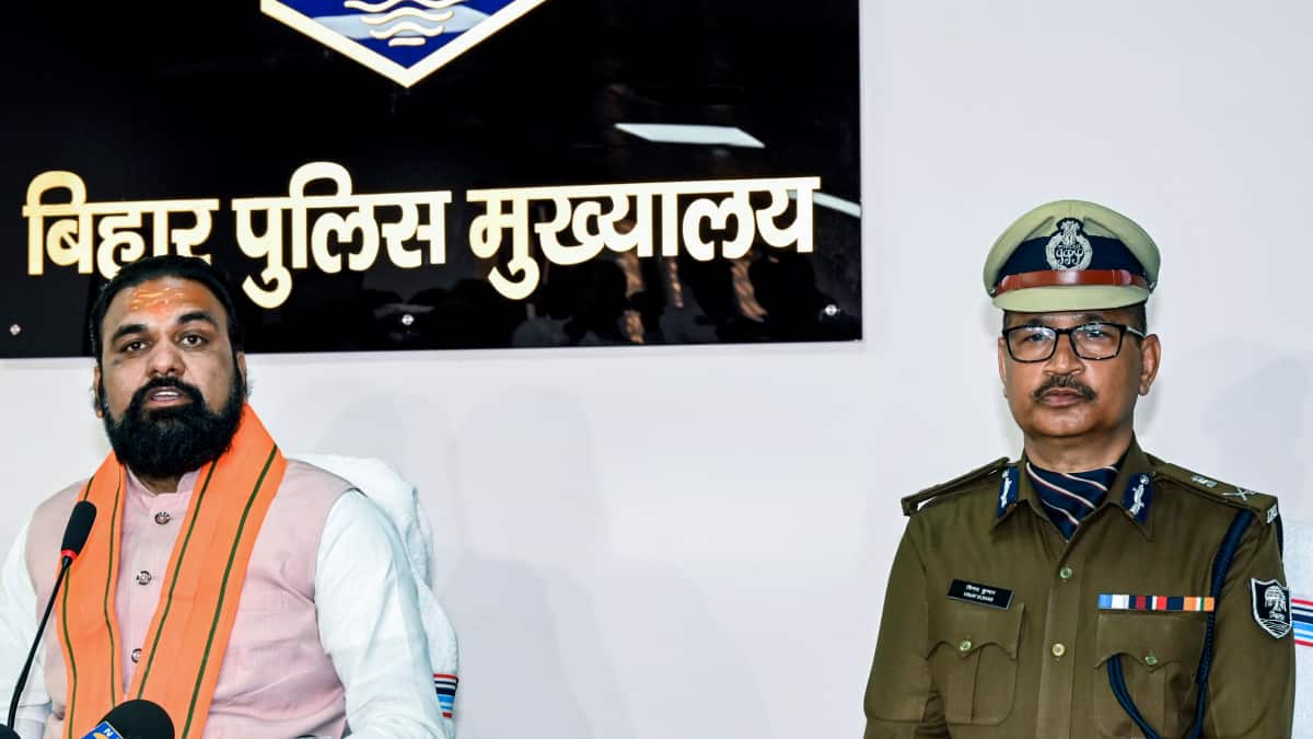 बिहार में माफिया का काउंटडाउन शुरू! 400 पर गाज, 1208 अगली लिस्ट में—DGP का सबसे खतरनाक ऑपरेशन लॉन्च