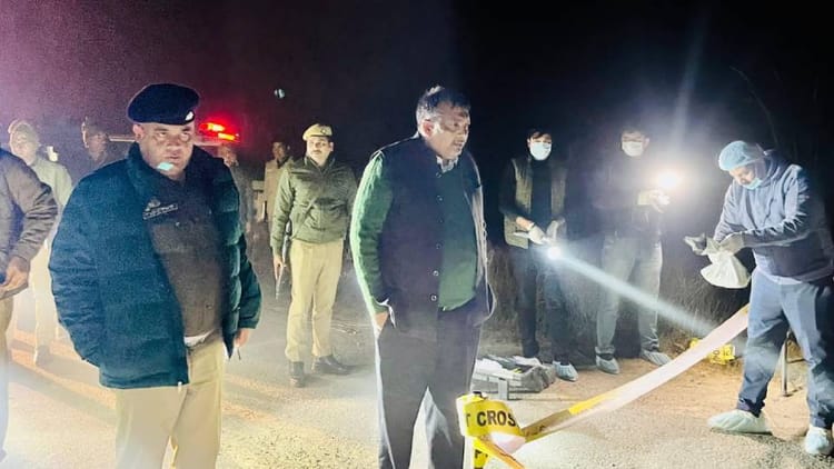 Bahraich News: मुठभेड़ में गोली लगने से लुटेरा घायल… गिरफ्तार, साथी भाग निकला; लूट की गई बाइक बरामद