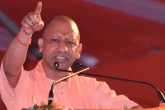 SIR पर योगी का सुपर एक्शन मोड — “एक भी फर्जी वोट नहीं, एक भी असली वोटर छूटेगा नहीं!”