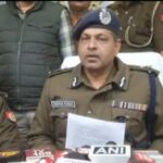 Agra: घने बाजारों में दुकानों के बाहर खड़े वाहनों के नहीं होंगे चालान, पुलिस आयुक्त ने व्यापारियों को दी राहत